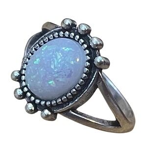 Vintage Style Silver Tone Oval Faux Opal Split Shank Beaded Ring Size 7.5